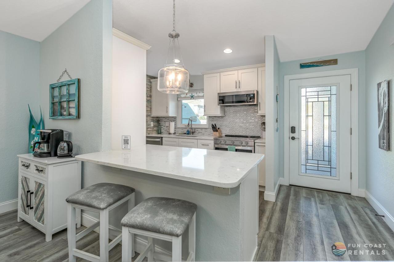 Dog Friendly Home Wprivate Fenced Yard, Garage & Fire Pit Steps To The Beach! New Smyrna Beach Esterno foto